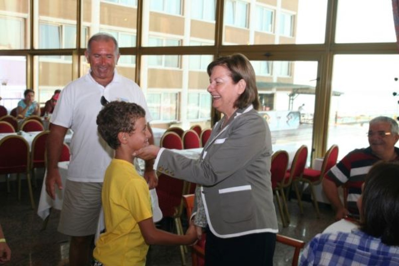 CHP'Lİ VEKİLLER LİDERLER KAMPINDA 1