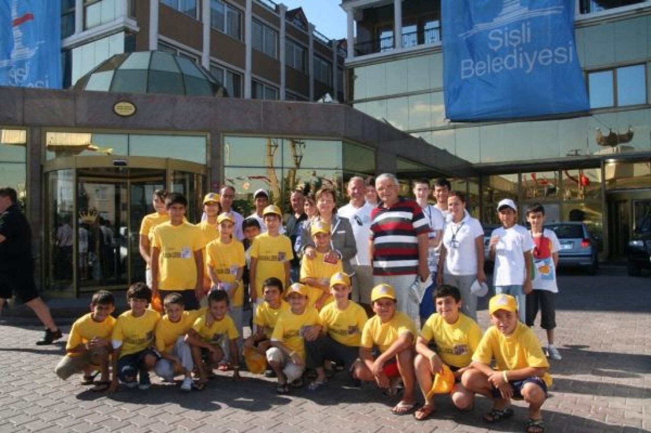 CHP'Lİ VEKİLLER LİDERLER KAMPINDA 6