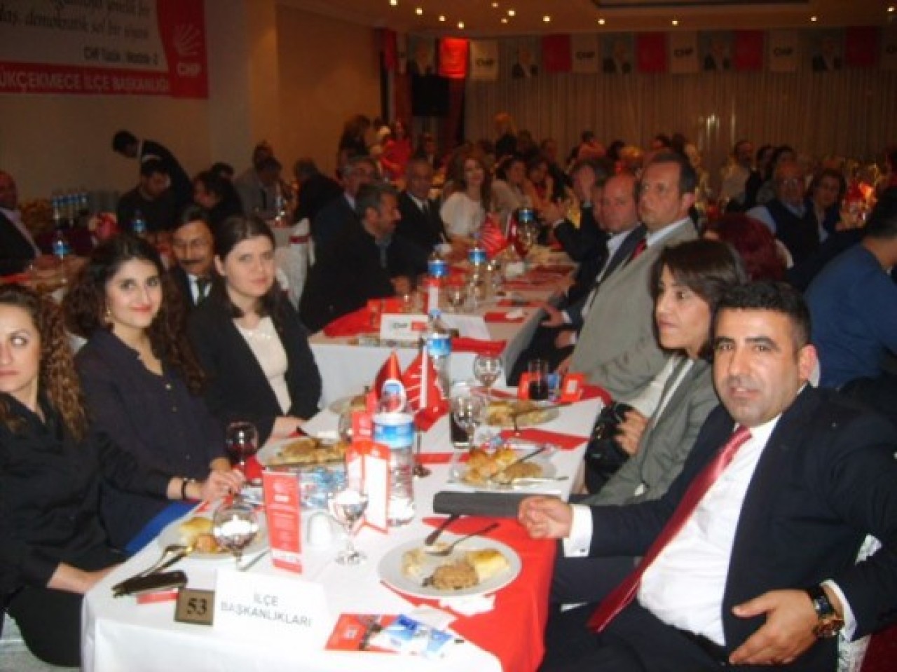 CHP BÜYÜKÇEKMECE YEMEKTE BULUŞTU 6