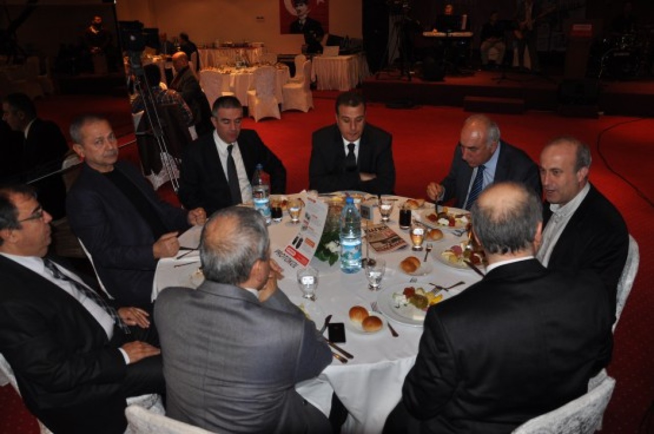 HABERDAR 12. YAŞ GALA YEMEĞİ 13