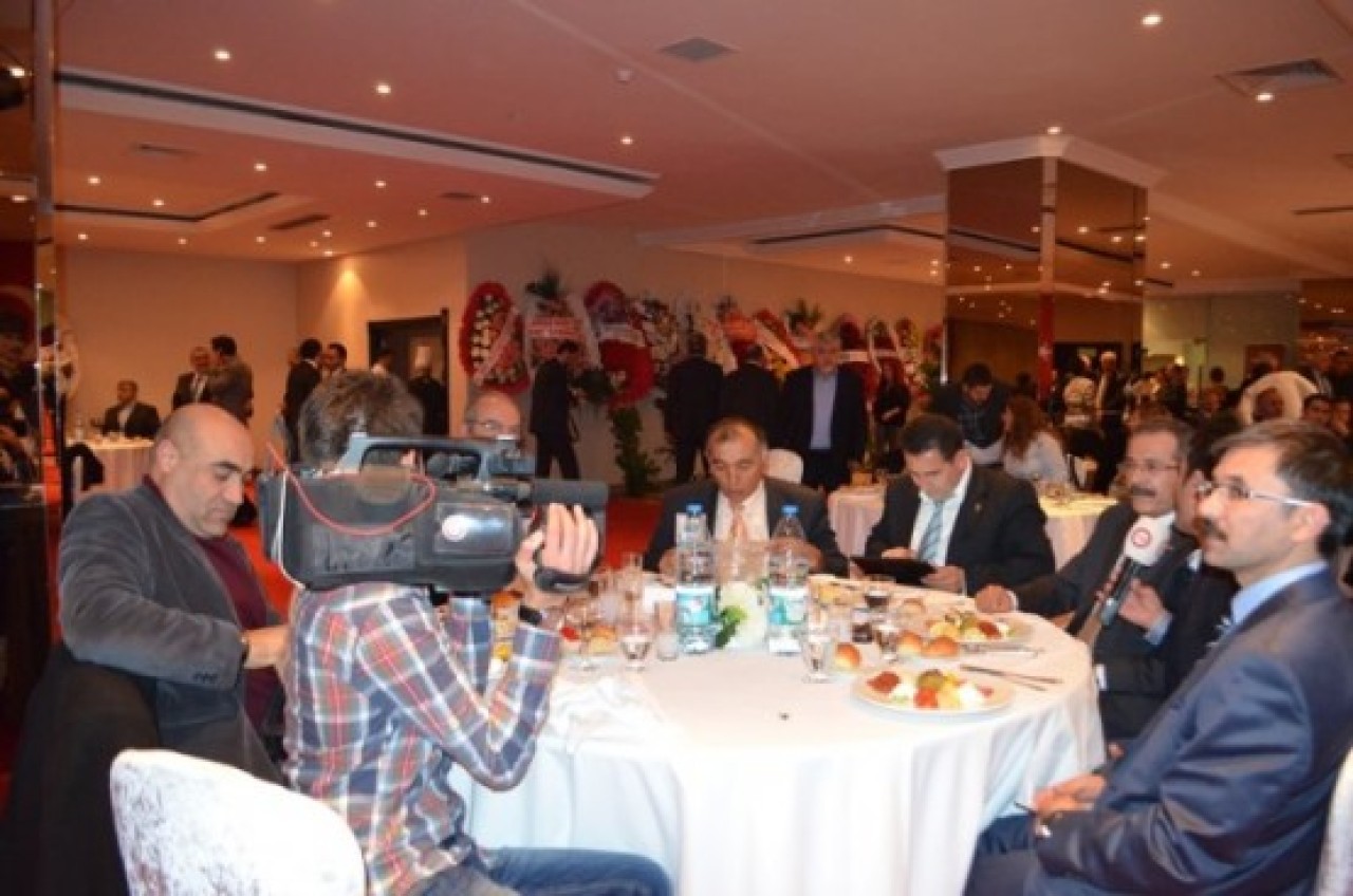 HABERDAR 12. YAŞ GALA YEMEĞİ 95