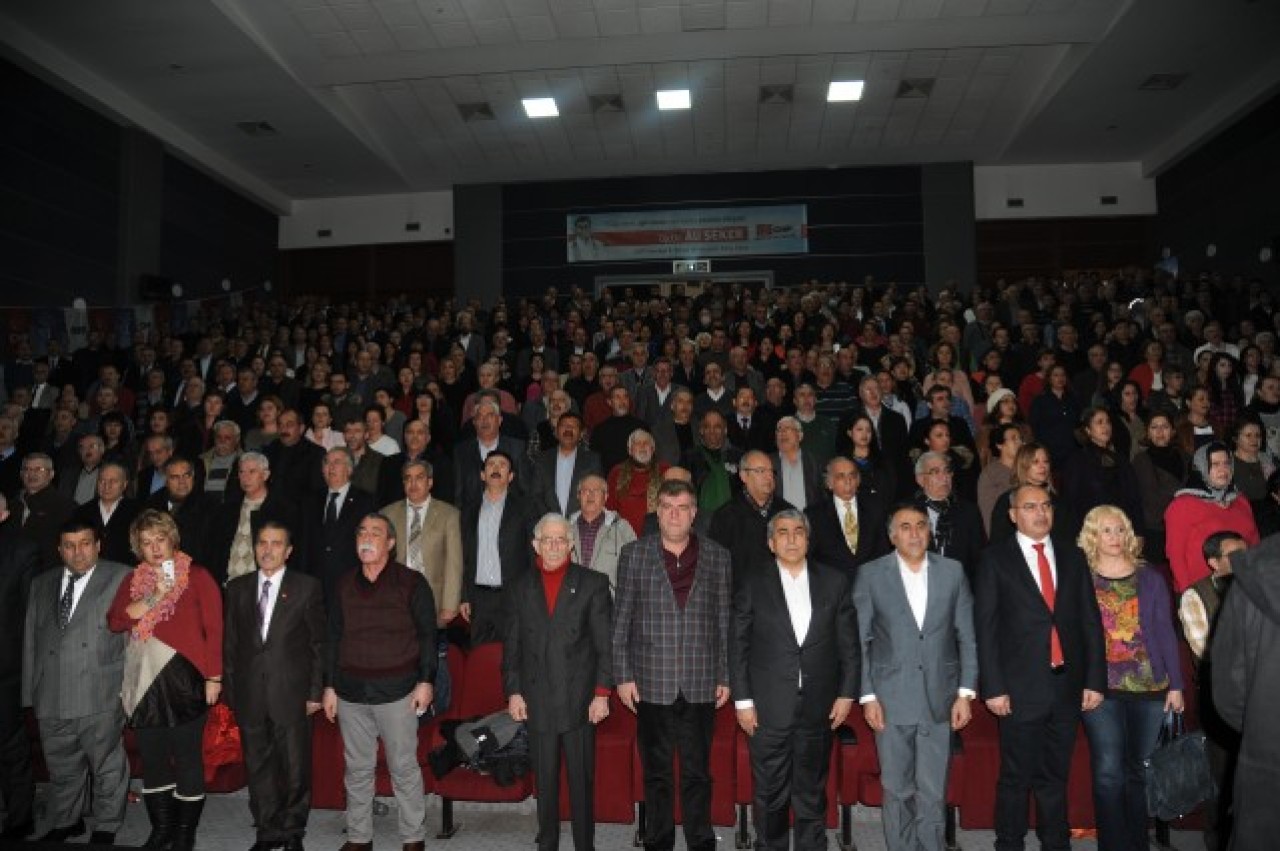 Op.Dr. Ali Şeker CHP'den İstanbul 3. Bölge Milletvekili aday adaylığını 4