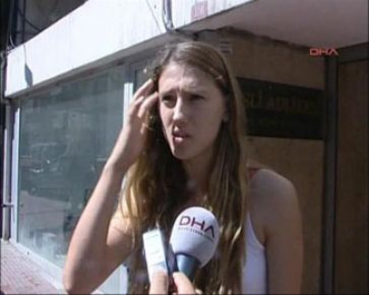 Cumartesi otobüste şortlu eylem