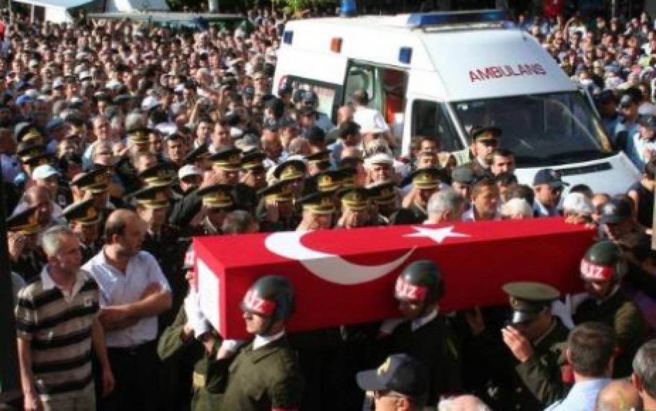 Şehit Uzman Çavuş Turan Kurt'u 7 bin kişi uğurladı