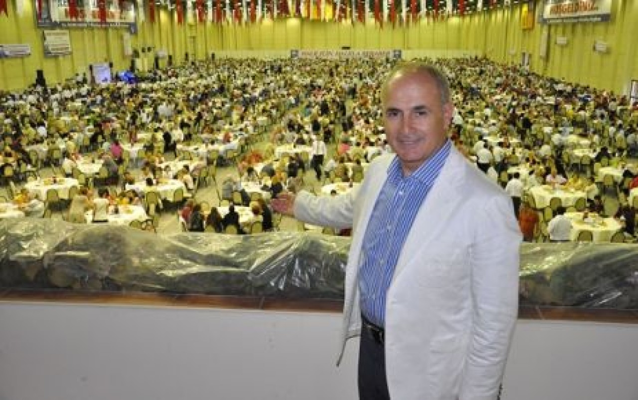 ÇAKIŞAN İFTARLAR SÖNÜK GEÇTİ!