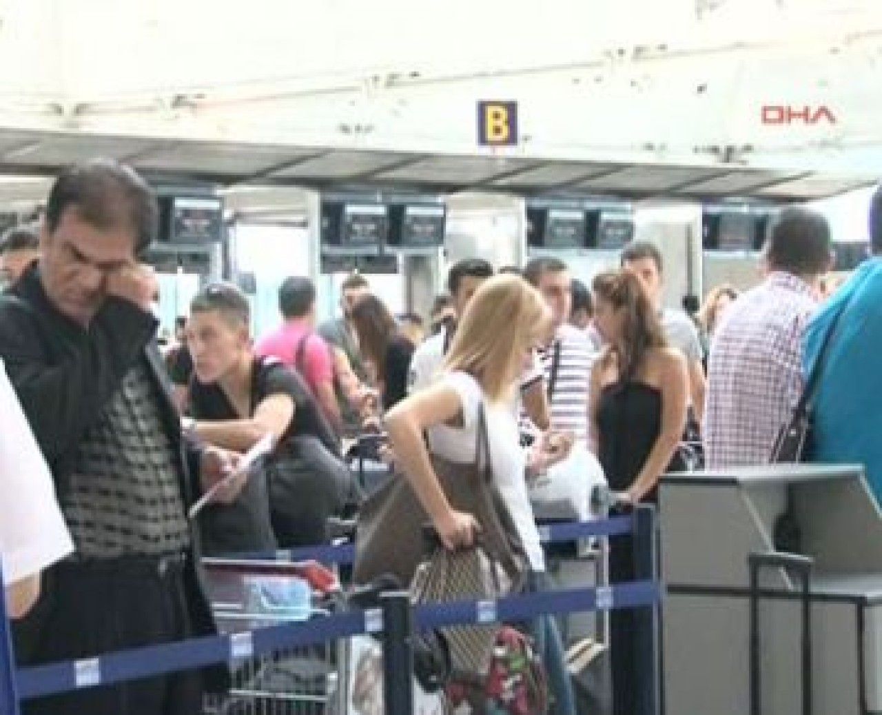 Yollarda bayram izdihamı