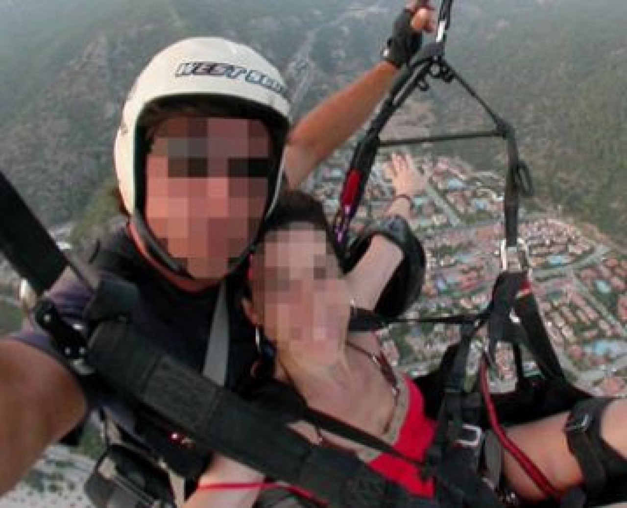 'Klipsleri kendi açtı'