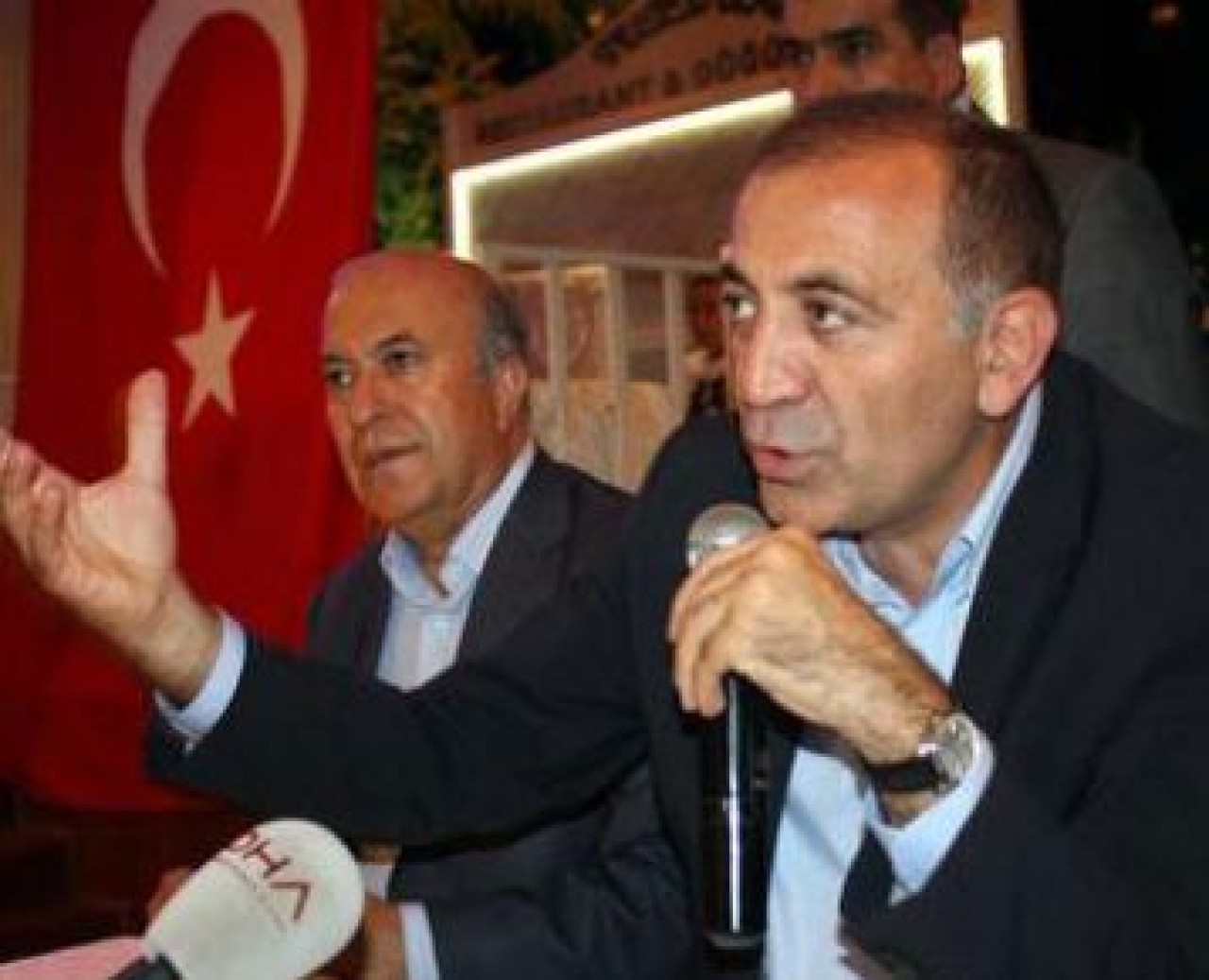 Gürsel Tekin'den Başbakan'a İsrail sorusu