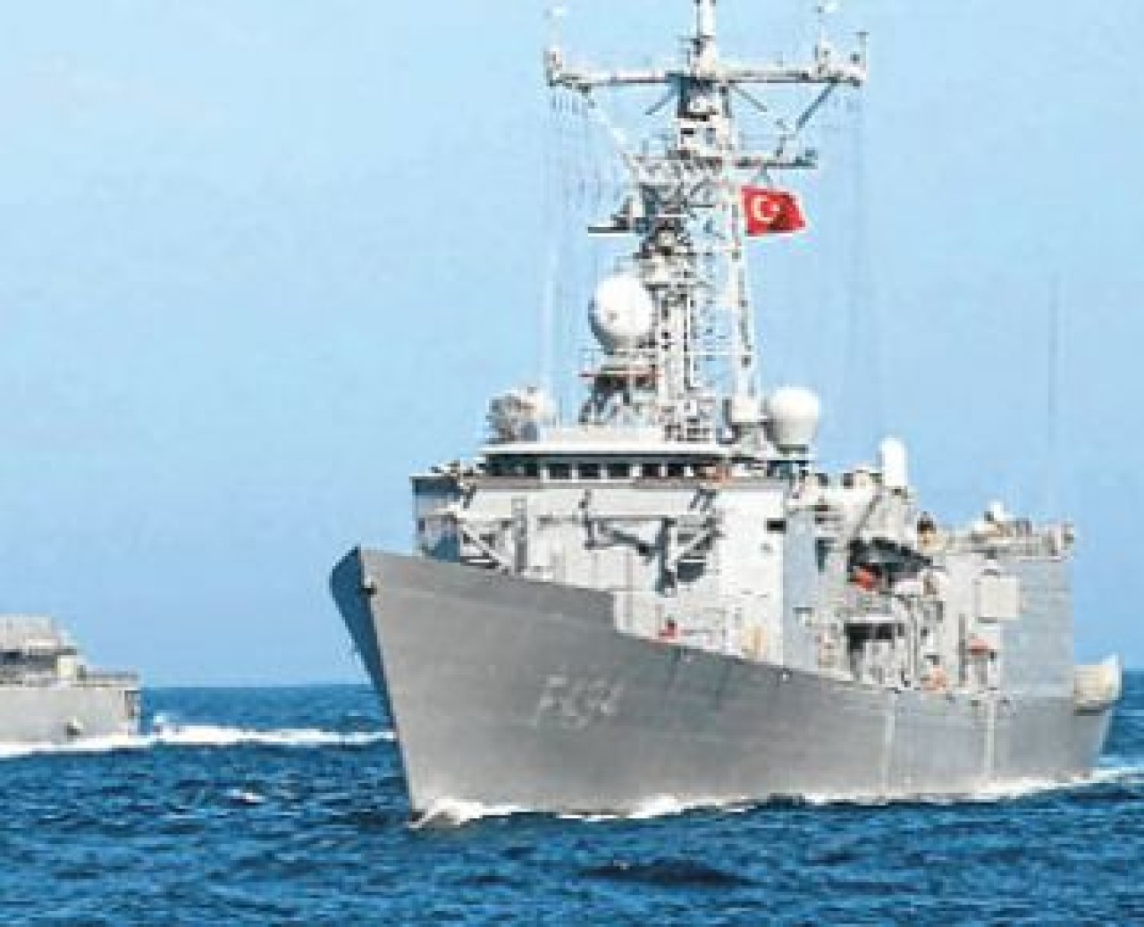 Türk donanması fırkateynleri yolladı!