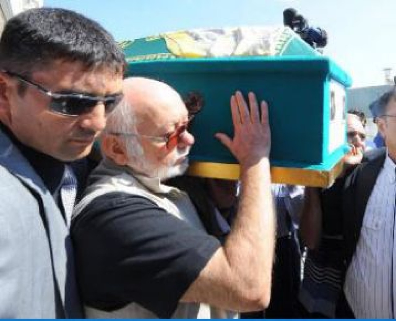 Yurdakul'dan eşe son veda