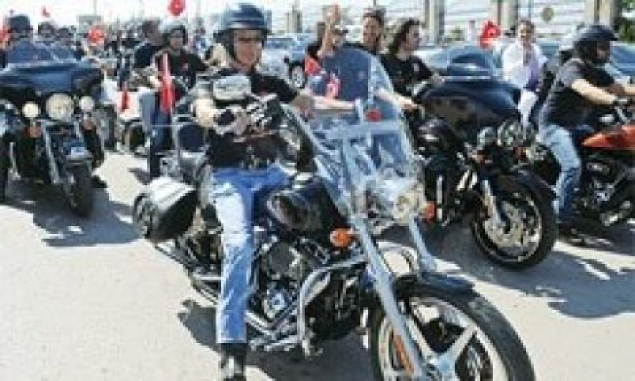 ‘Teröre Son’ turunu başlattı