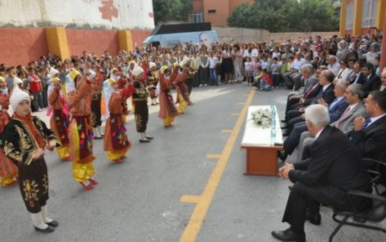 Büyükçekmece’de ilk ders zili çaldı…