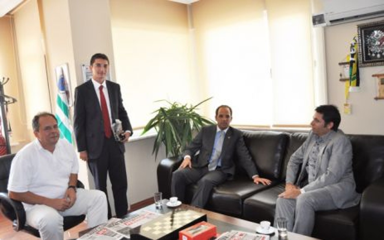 GENÇ VEKİLDEN GENÇLERE DESTEK