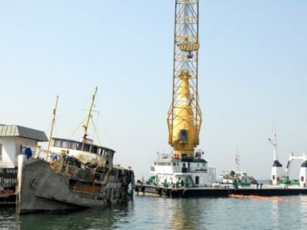 Kaza yapan o vapur, su yüzüne çıkarıldı