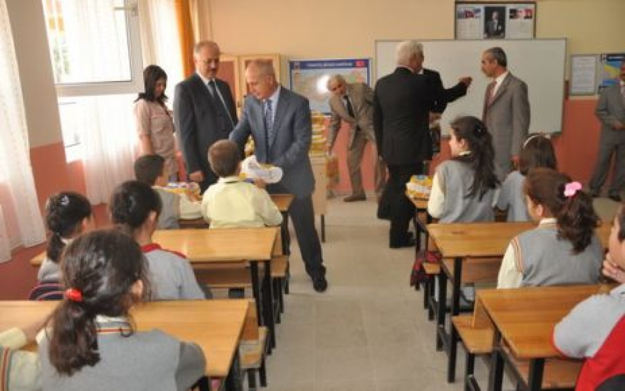 KOL KOLA ZİLLERİ ÇALDILAR!