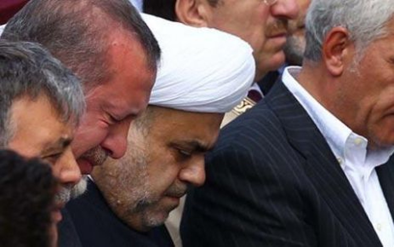 ANNE ACISI GÖZYAŞLARINA BOĞDU