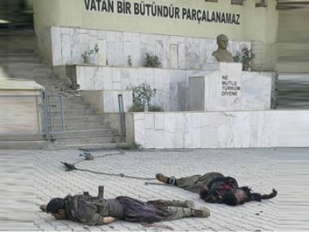21 PKK'lı öldürüldü