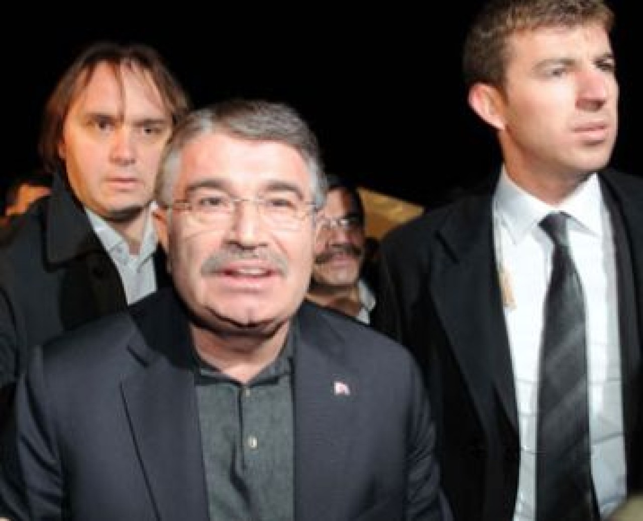 Katırın hakkını korumak da bize ait