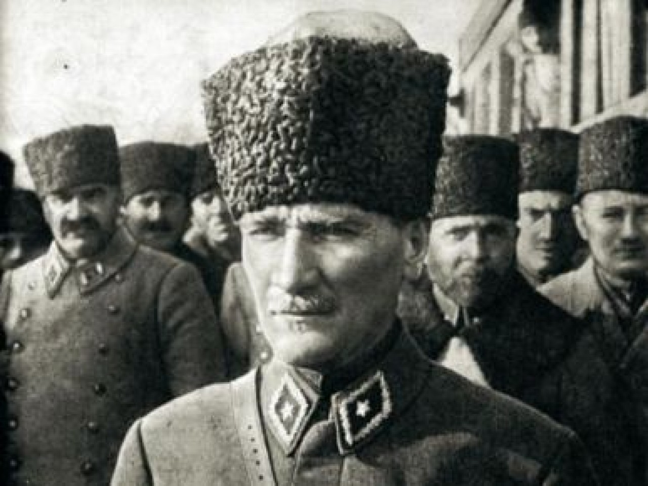 Atatürk'ü özlemle anıyoruz