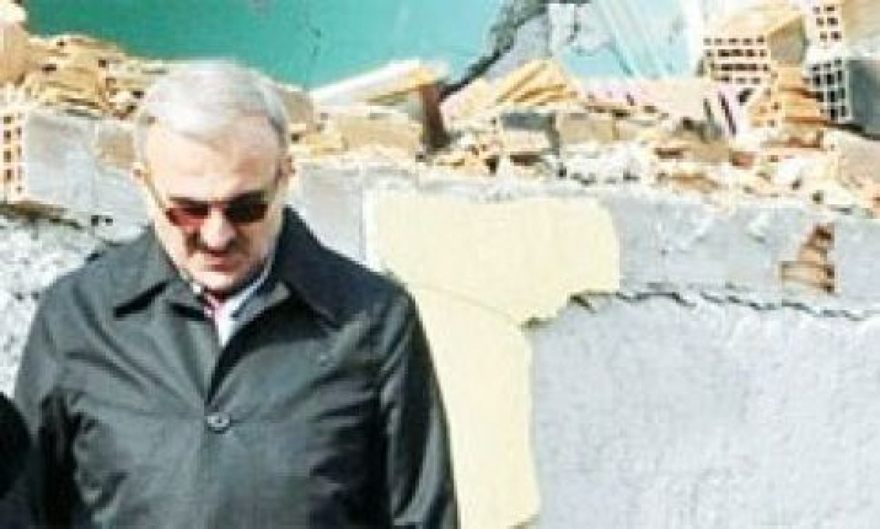 Acil yardım bekliyoruz