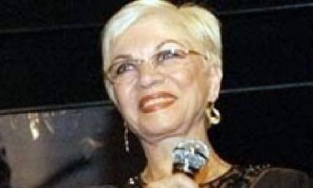 Esin Afşar hayatını kaybetti