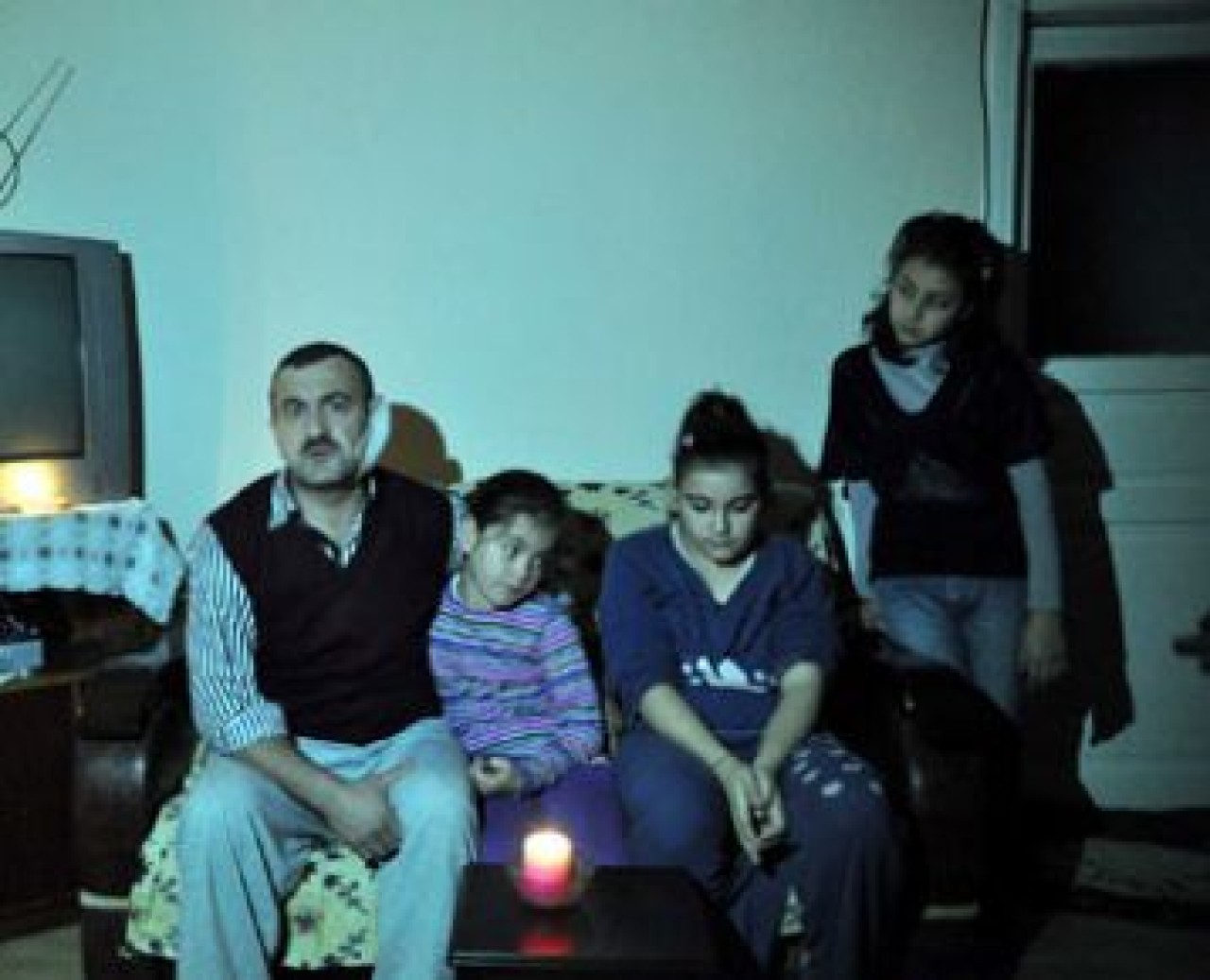 Mum ışığında ilk gece