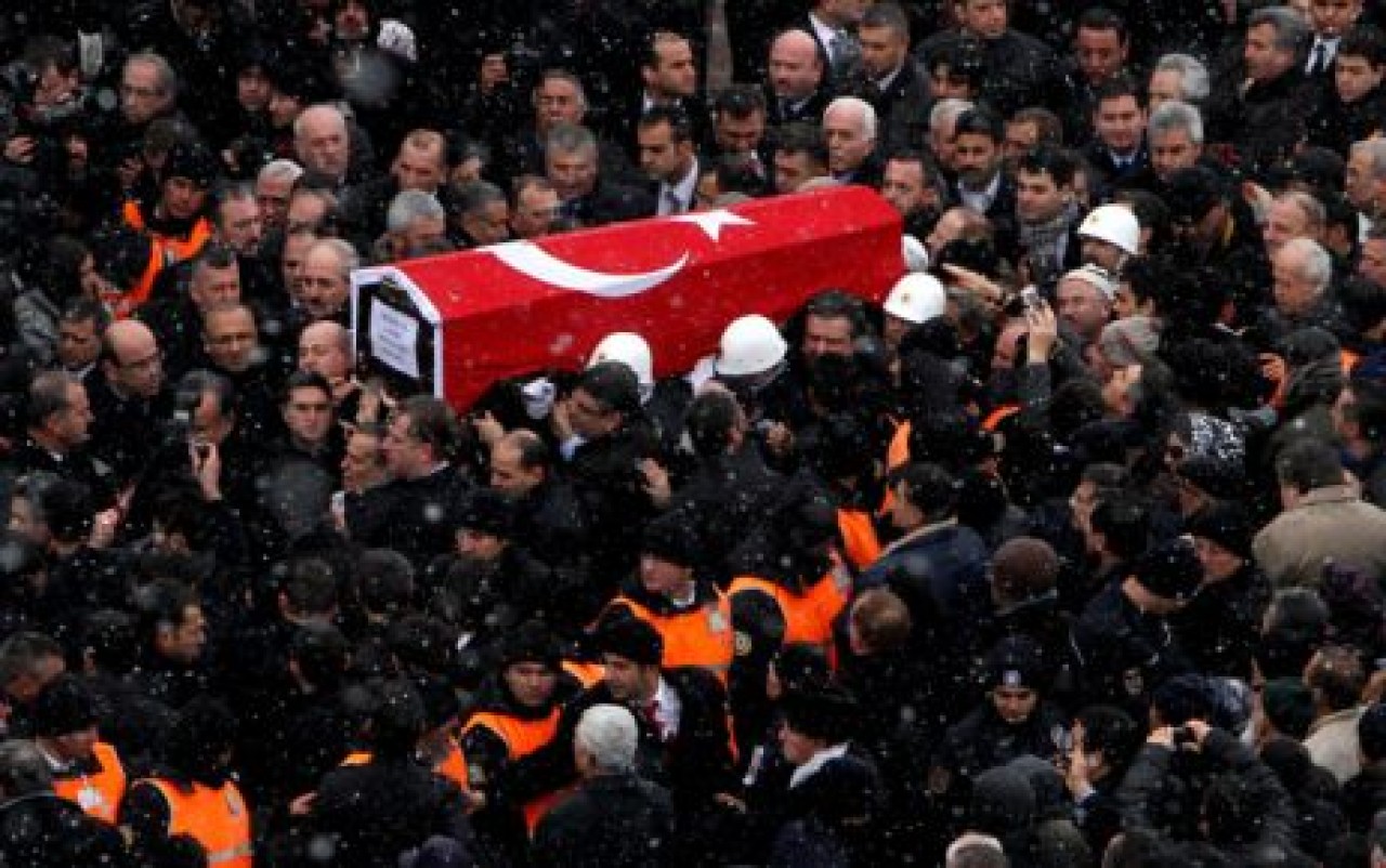 Menderes için Ankara'da tören