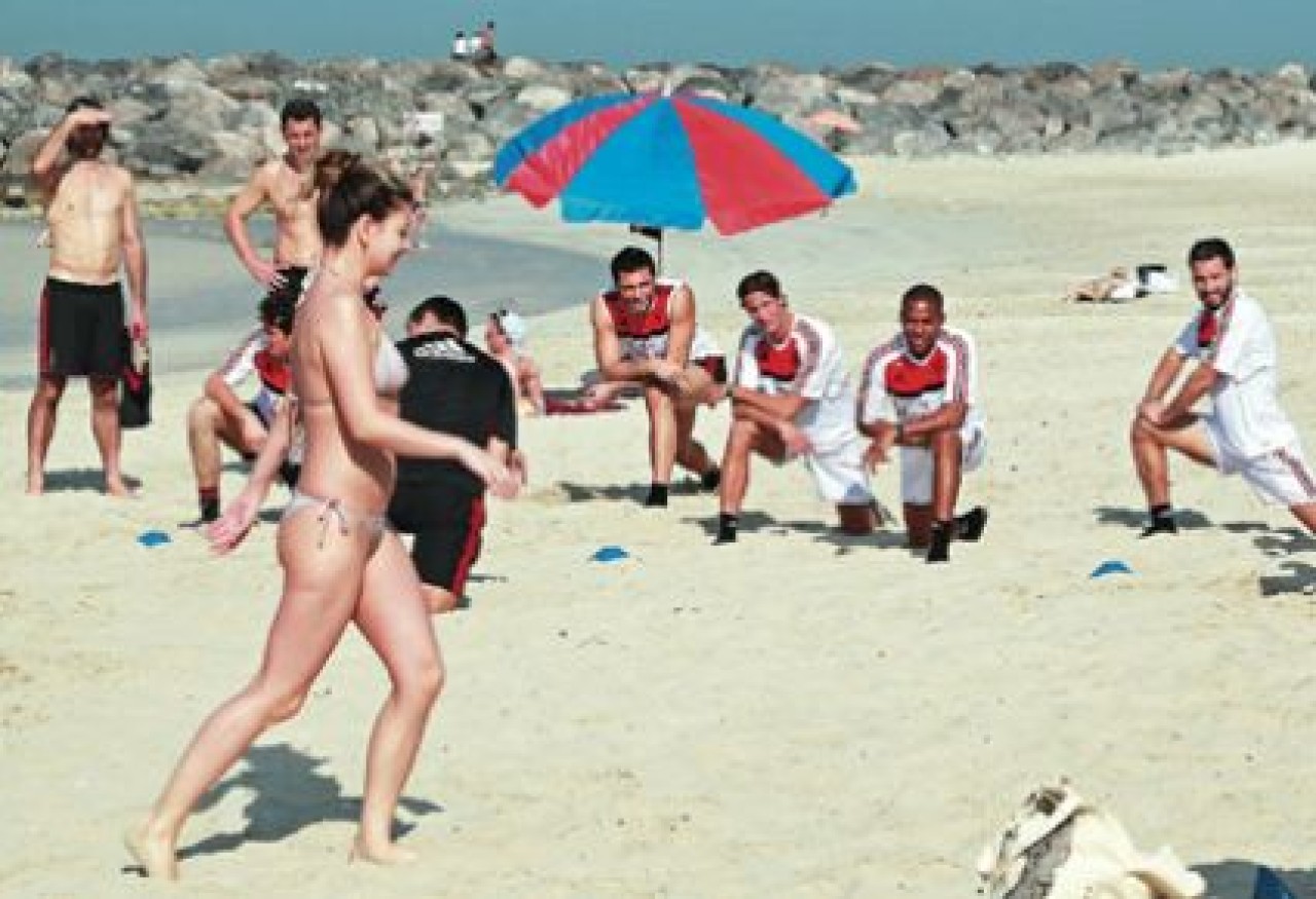 Güzele bakmak sevaptır