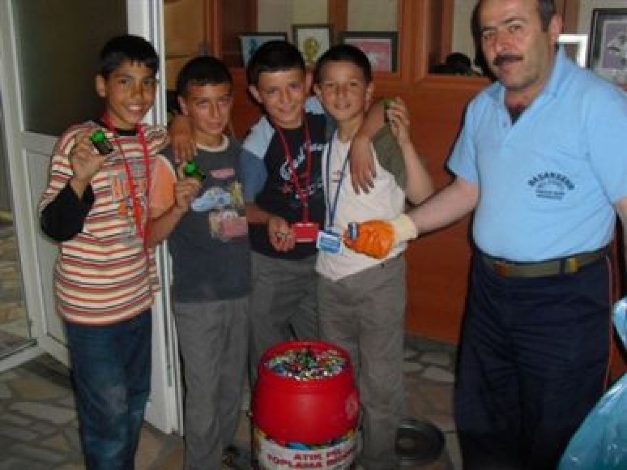 Atıkları geleceğin kumbarasına atın…