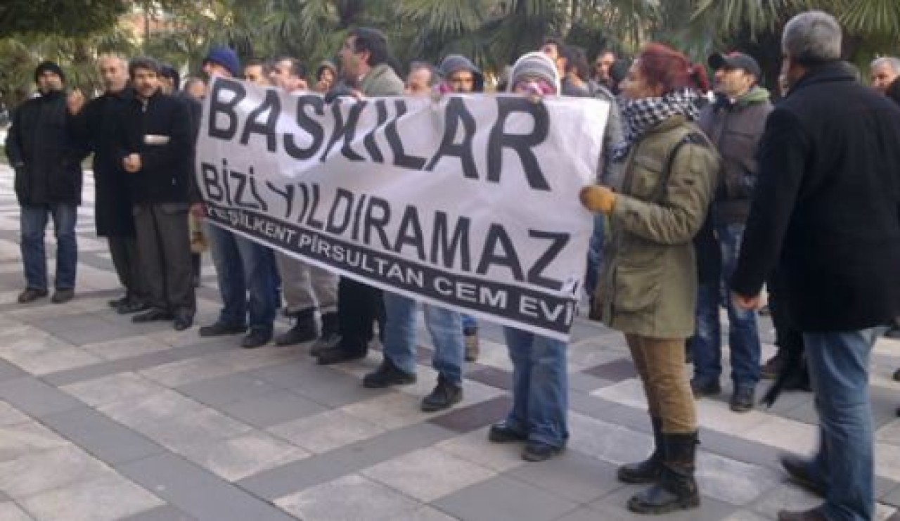 Aleviler Avcılar Belediye’sine yürüdü!