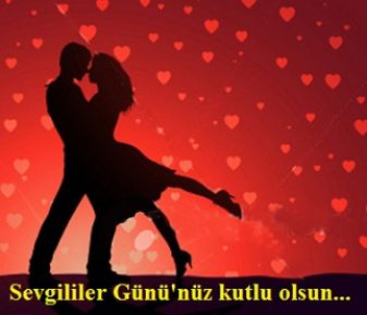 EVDE SEVGILILER GÜNÜ SÜRPRIZLERI