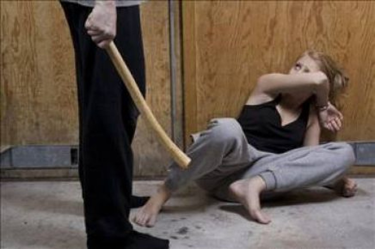 Kadına şiddete ağır ceza!