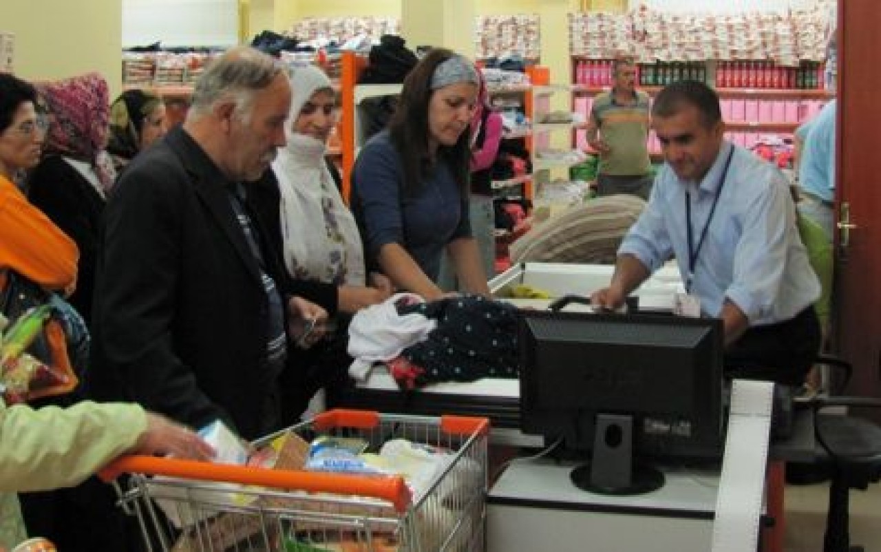 Sosyal Market’ten alan da veren de memnun