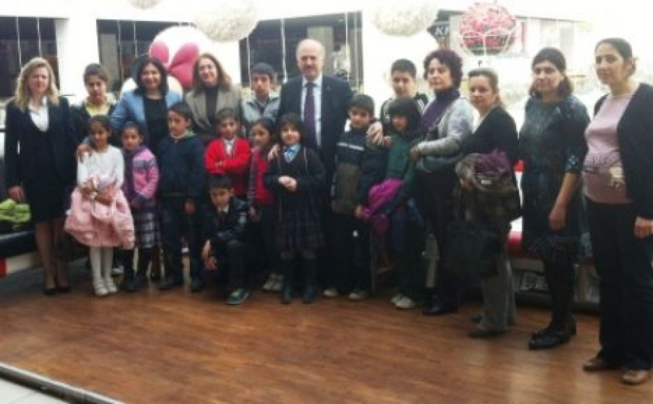 VANLI ÖĞRENCİLER B.ÇEKMECE'DE...