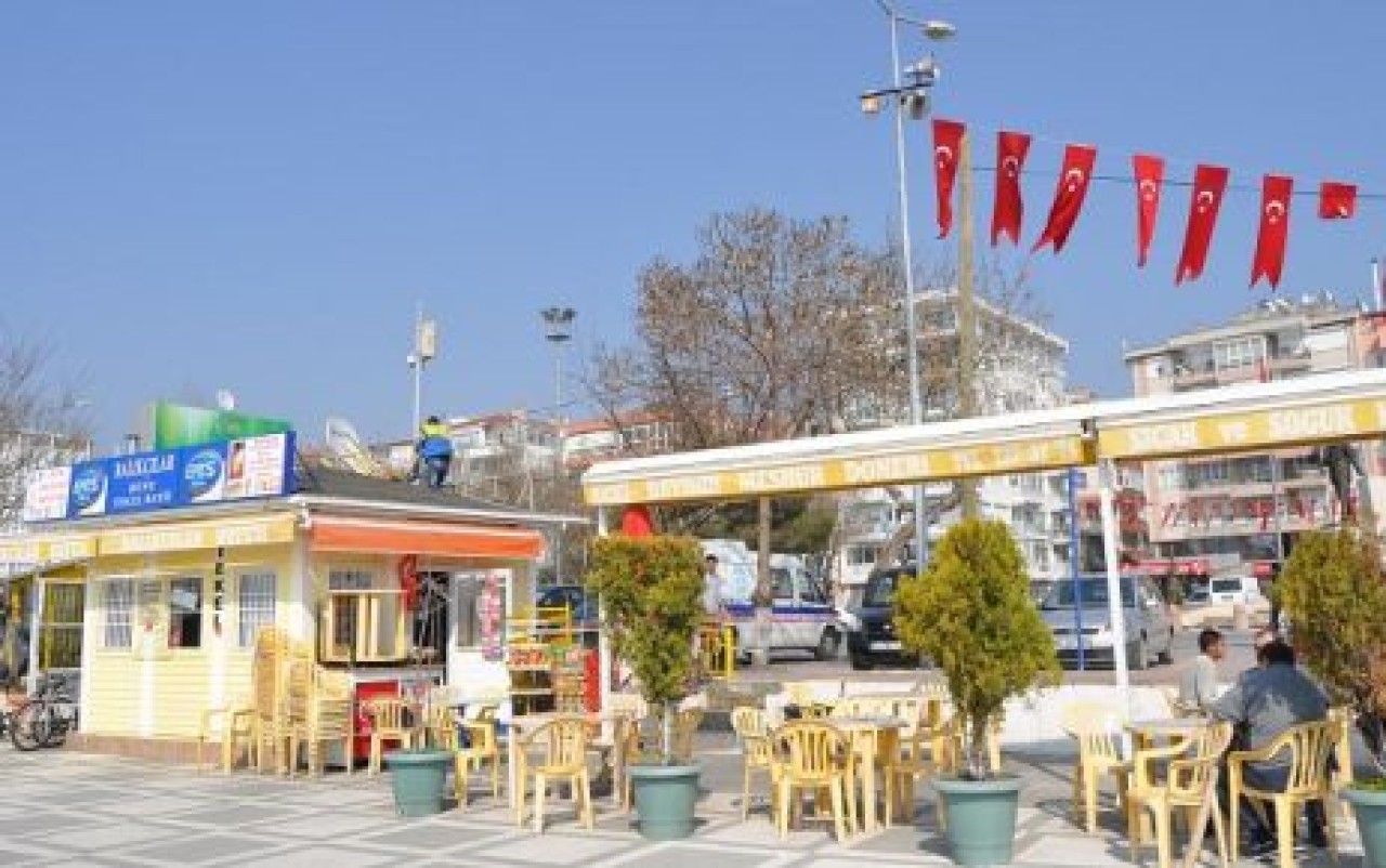 Tarihi büfe tarihe karıştı