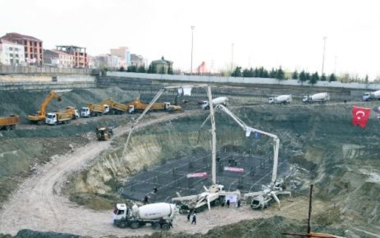 Cıty Center’ın temeli atıldı