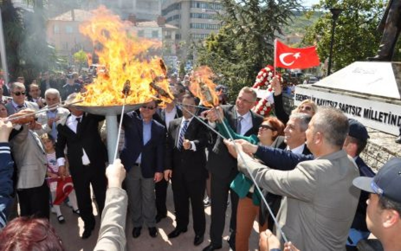 DÜNYA ÇOCUKLARI ÇATALCA’DA BULUŞTU