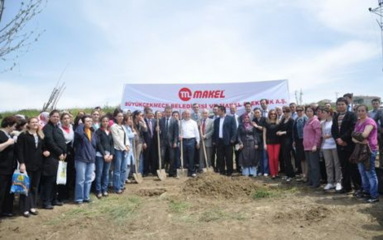 KUMBURGAZ'DA AĞAÇ DİKİMİ...!