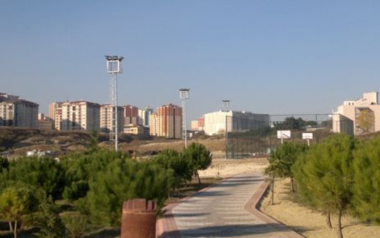 PARKLAR ARTIK DAHA TASARUFLU AYDINLANIYOR