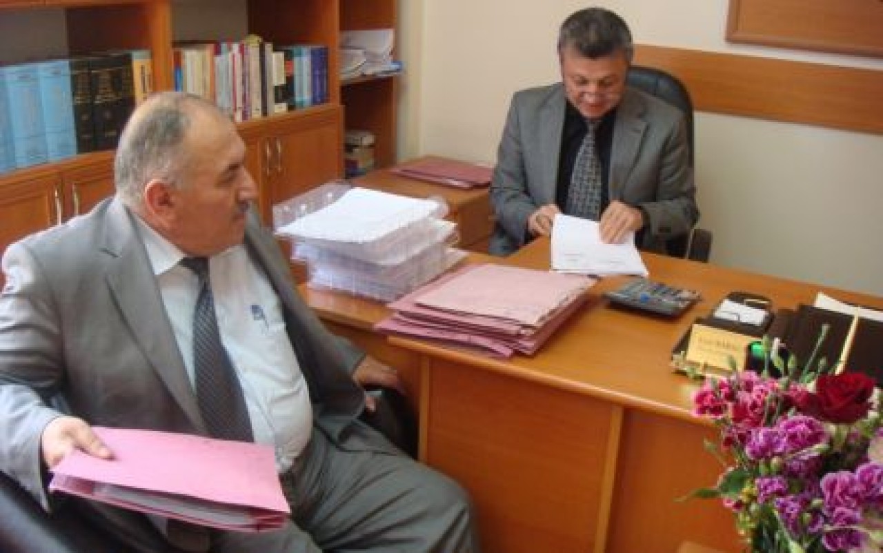 Babacan icra müdürü emekli oldu