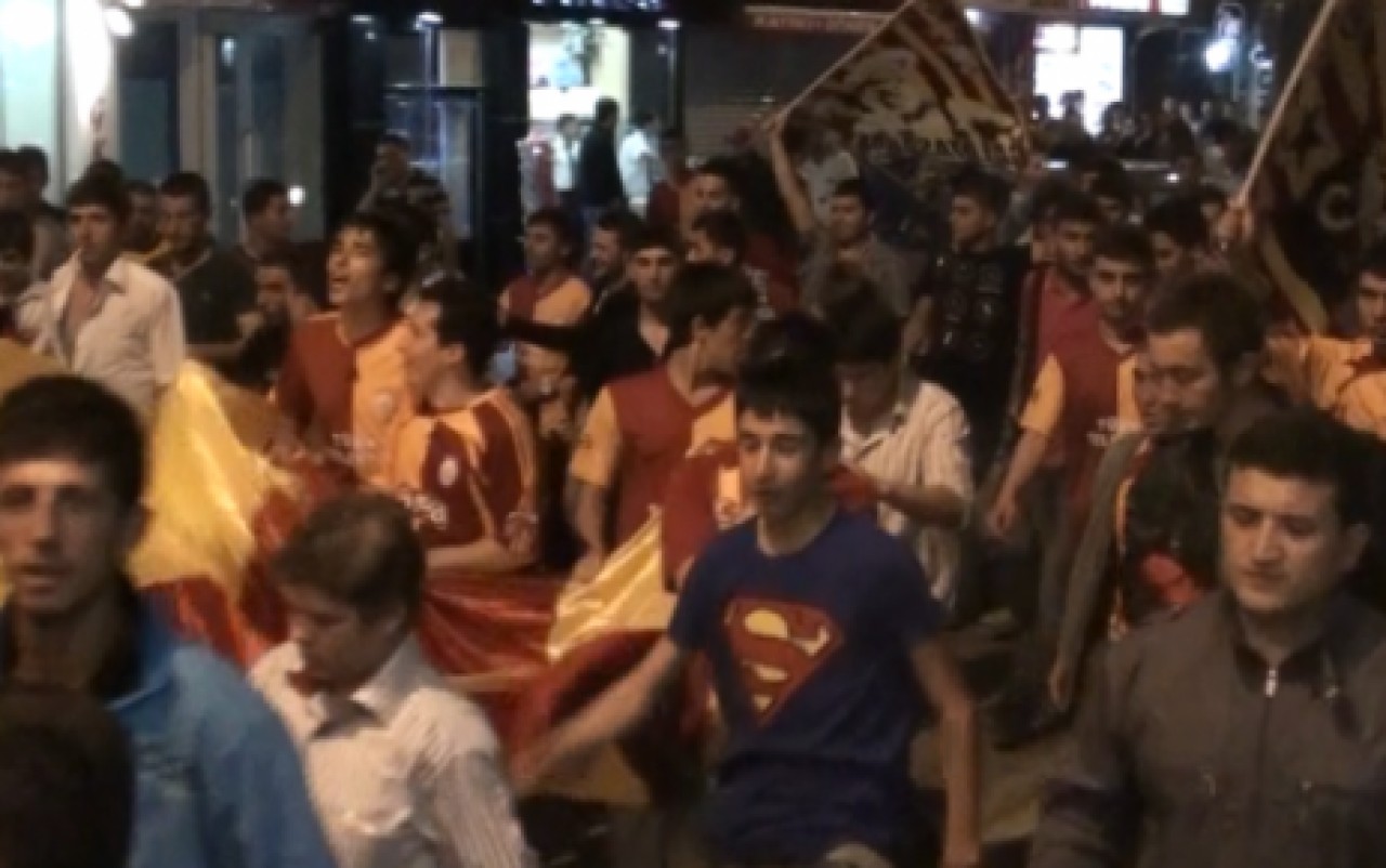 Galatasaray kupayı aldı,Silivri coştu