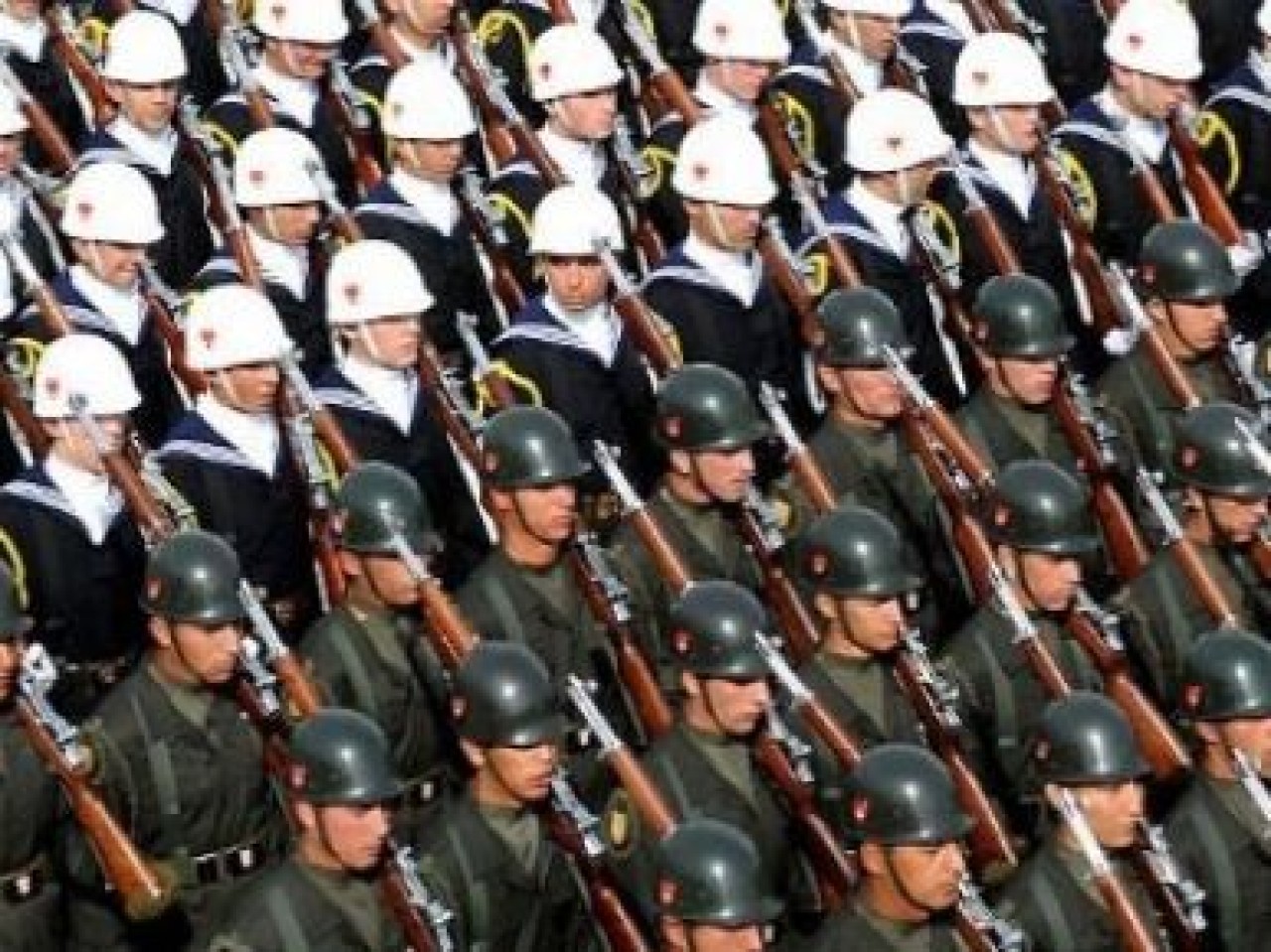 Bedelli askerlik yapmak isteyenler dikkat