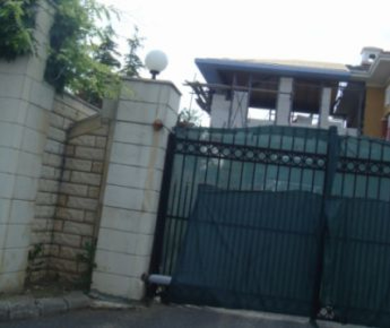 Alkent'de kaçaklar yapılıyor belediye seyrediyor!