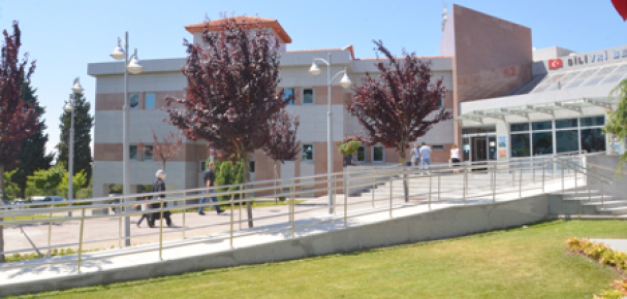 YAŞLI VE ENGELLİLER İÇİN ÖZEL PARKUR