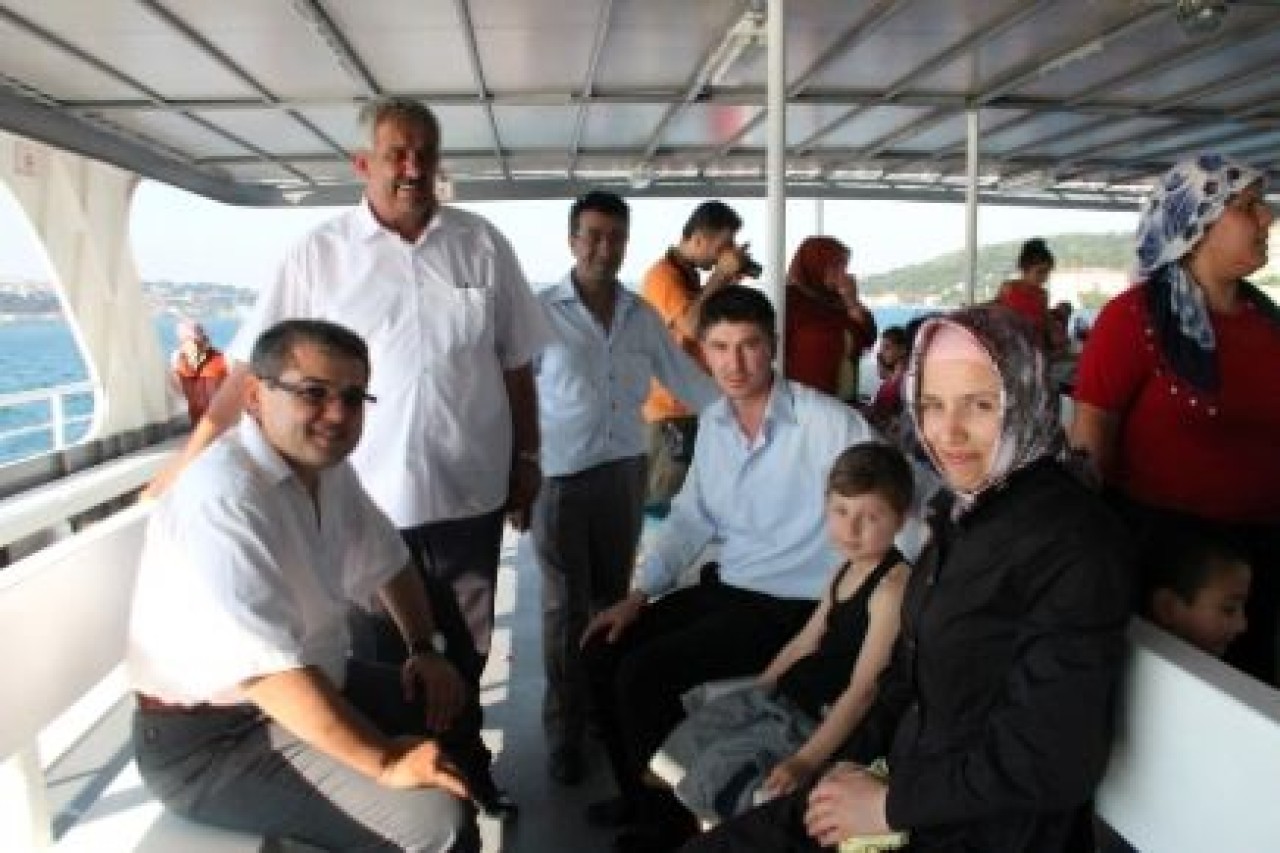 700 çocuğun boğaz keyfi