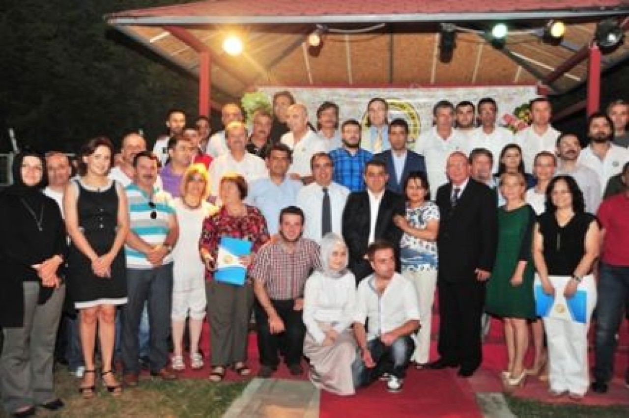 YEREL BASIN BİRLİĞİ SERTİFİKA VERDİ