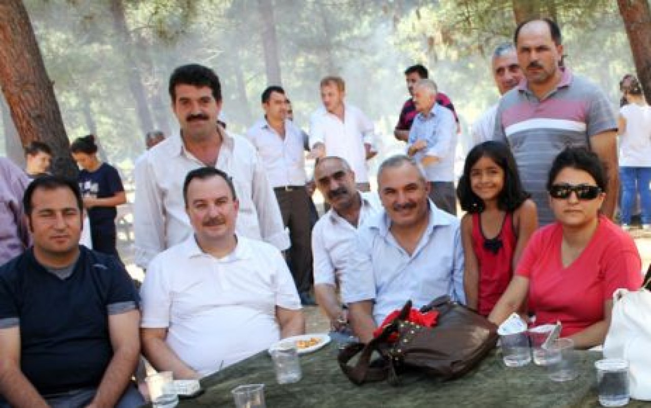 Tazegül Sinoplular Ve Sivaslılarla Piknikte…