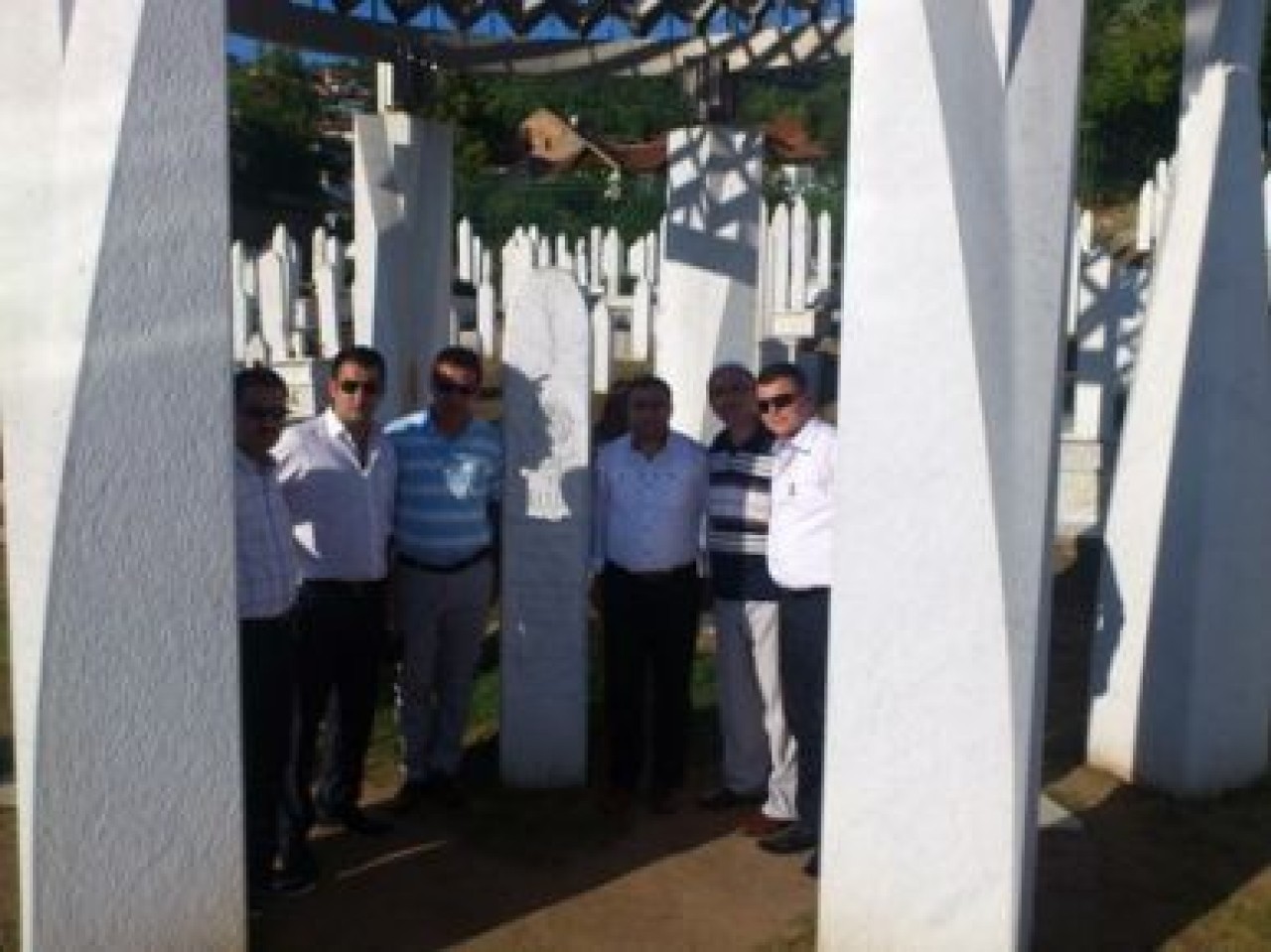 KARAKAŞ, BOSNA’DA ACIYI PAYLAŞTI