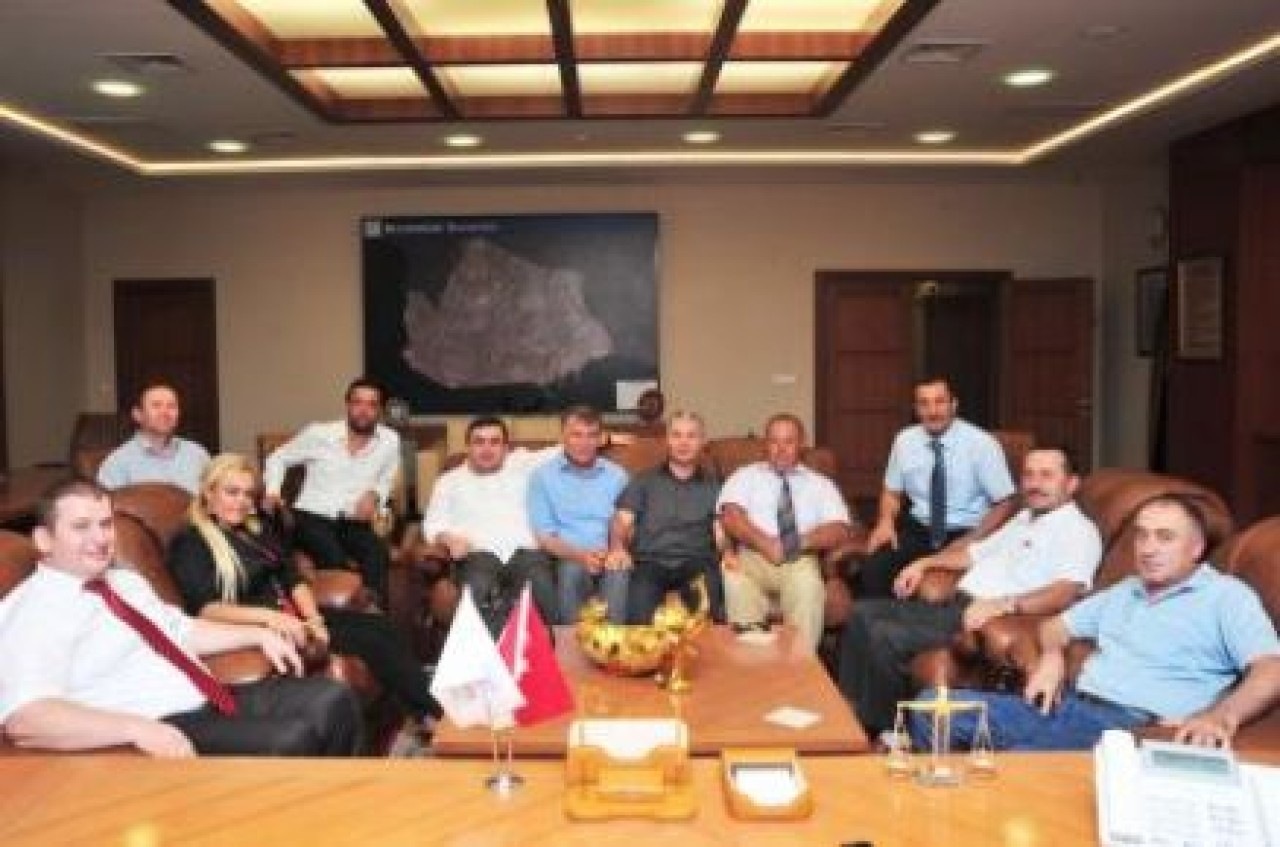 AYVA’DAN BAŞKAN UZUN’A ZİYARET