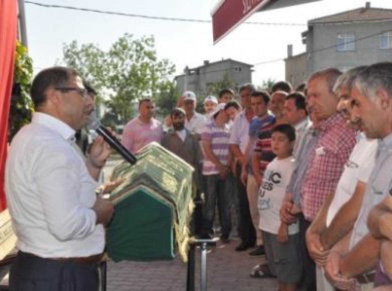 ÇELEBİ’DEN TAZİYE ZİYARETİ